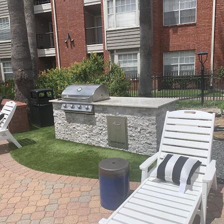 Spacious 2Br&2Ba Med Center Apt, Free Parking&Shuttle Houston Kültér fotó