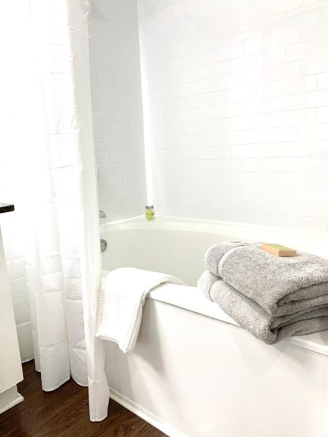 Spacious 2Br&2Ba Med Center Apt, Free Parking&Shuttle Houston Kültér fotó